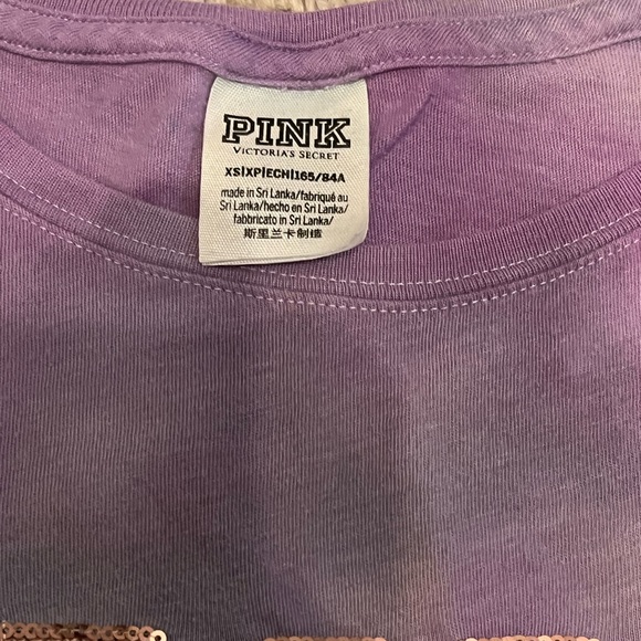 PINK Victoria’s Secret Rose Gold Bling Sequined SET  RARE!! Shorts and T-Shirt - Picture 4 of 15